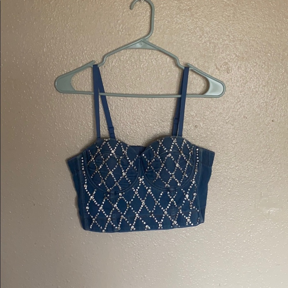 Miss Lola diamond jean top